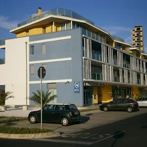 https://daglingegneri.it-tuscanyhotel.com