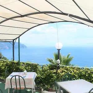https://casa-hermosa-amalfi.hotels-amalfi.com